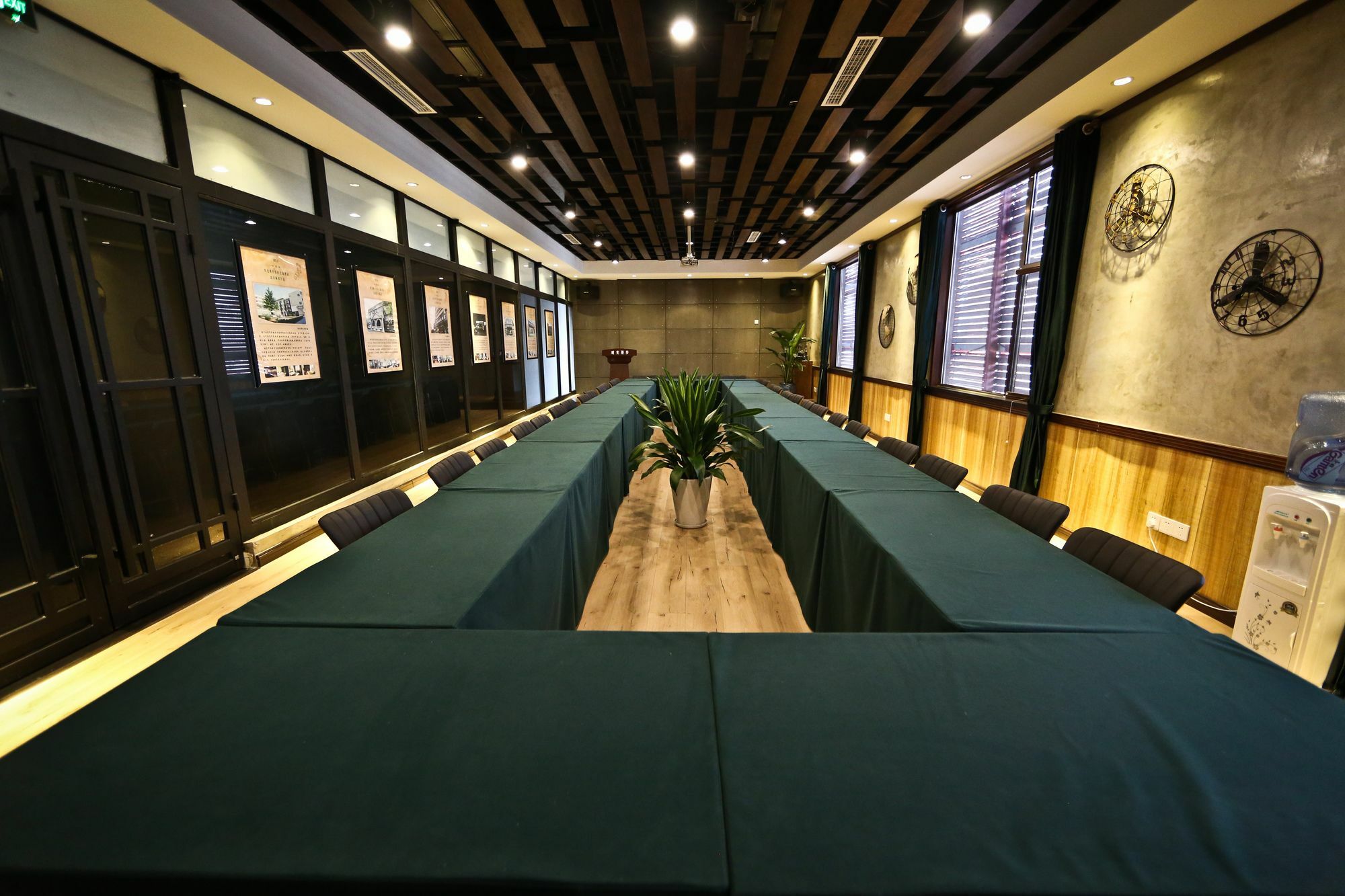 Nostalgia Hotel Beijing Guomao Branch Pequim Exterior foto
